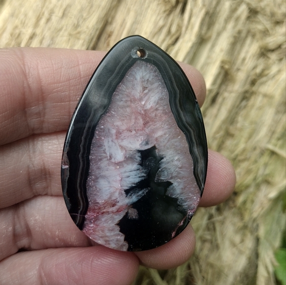 Black And Pink Druzy Geode Teardrop Pendant Gemstone - Picture 2 of 2